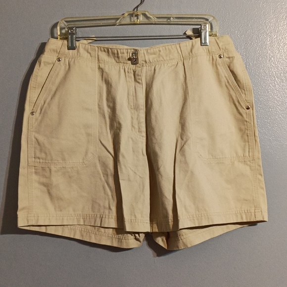 J. KHAKI women's tan size 14 shorts - Picture 3 of 17
